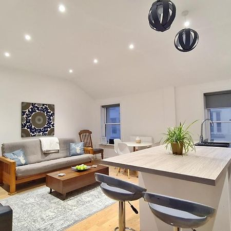 Modern & Central, Perfect Beach Getaway- 2Min Walk Hove Buitenkant foto